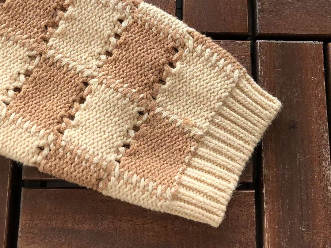 L🔥SWEATER