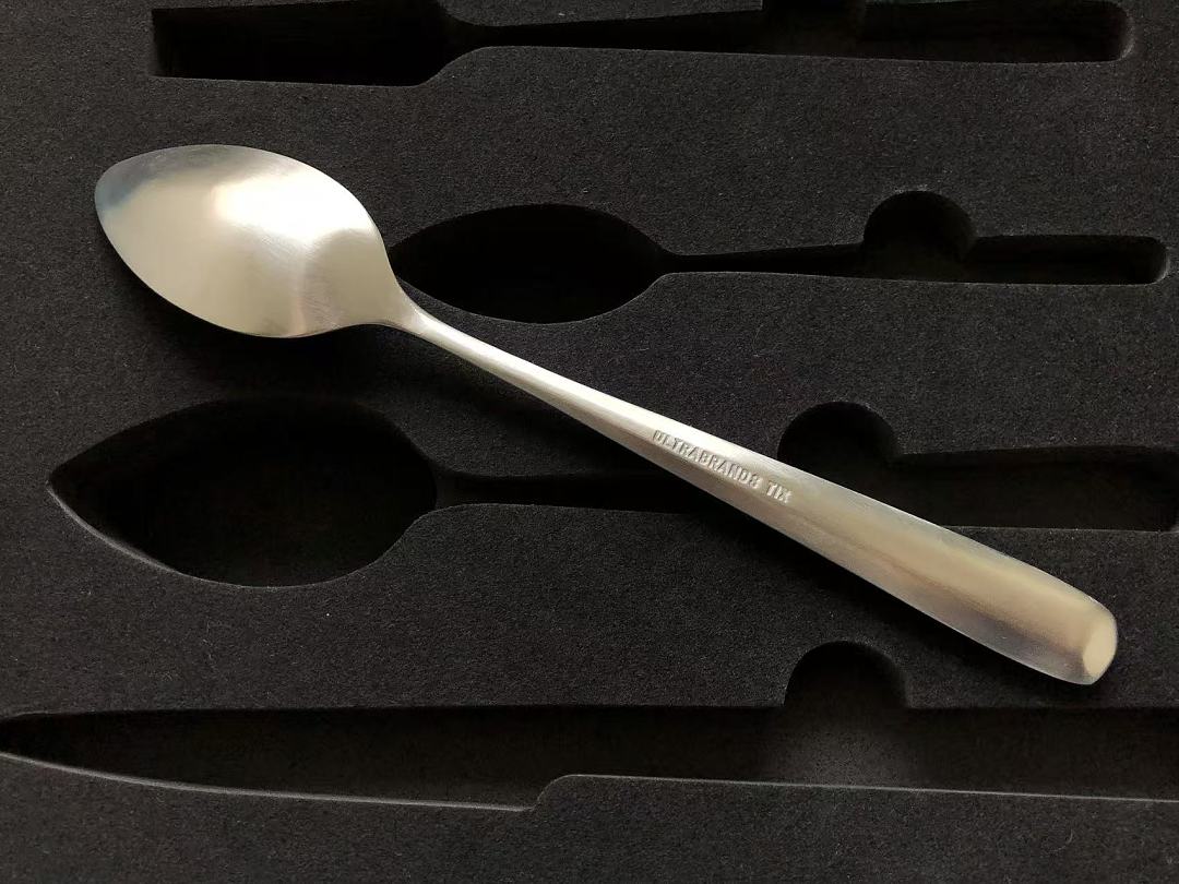 （Food-grade stainless steel material） CUTLERY
