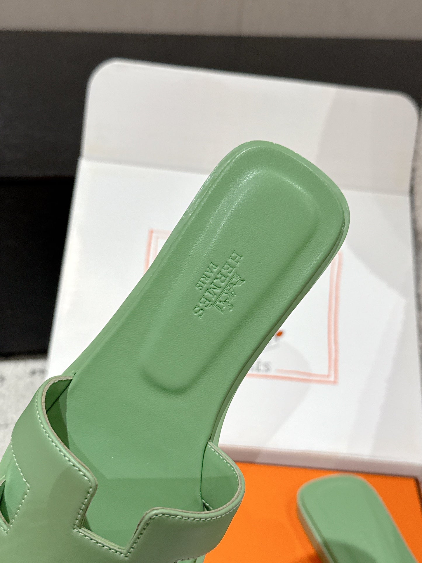 Hermès
