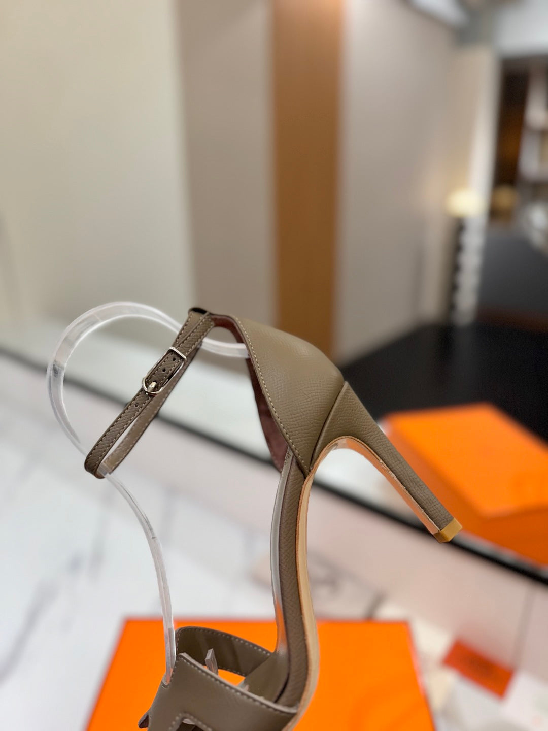Hermès