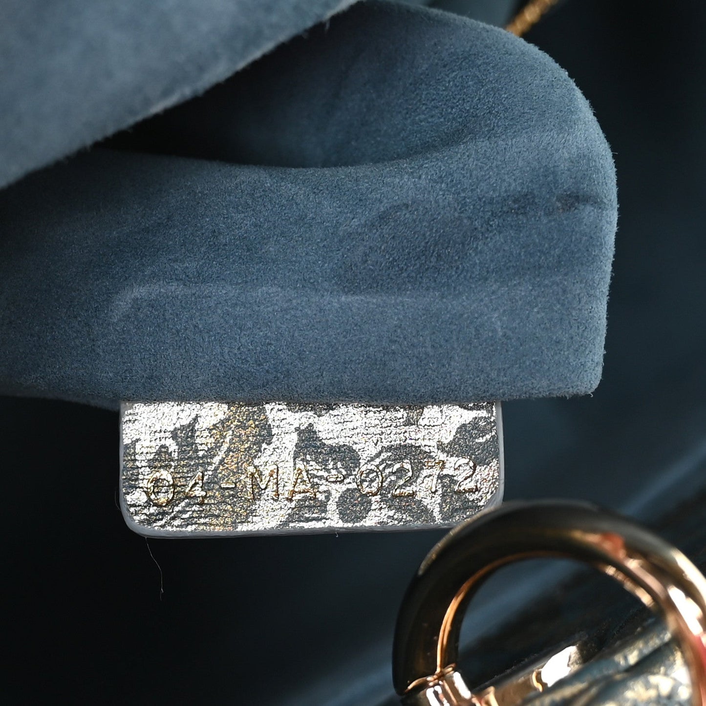 DIOR