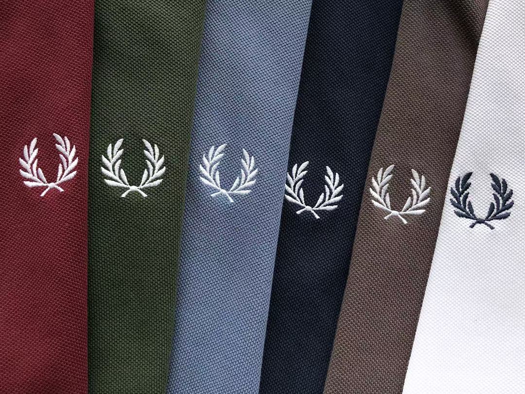 FRED PERRY T-SHIRT