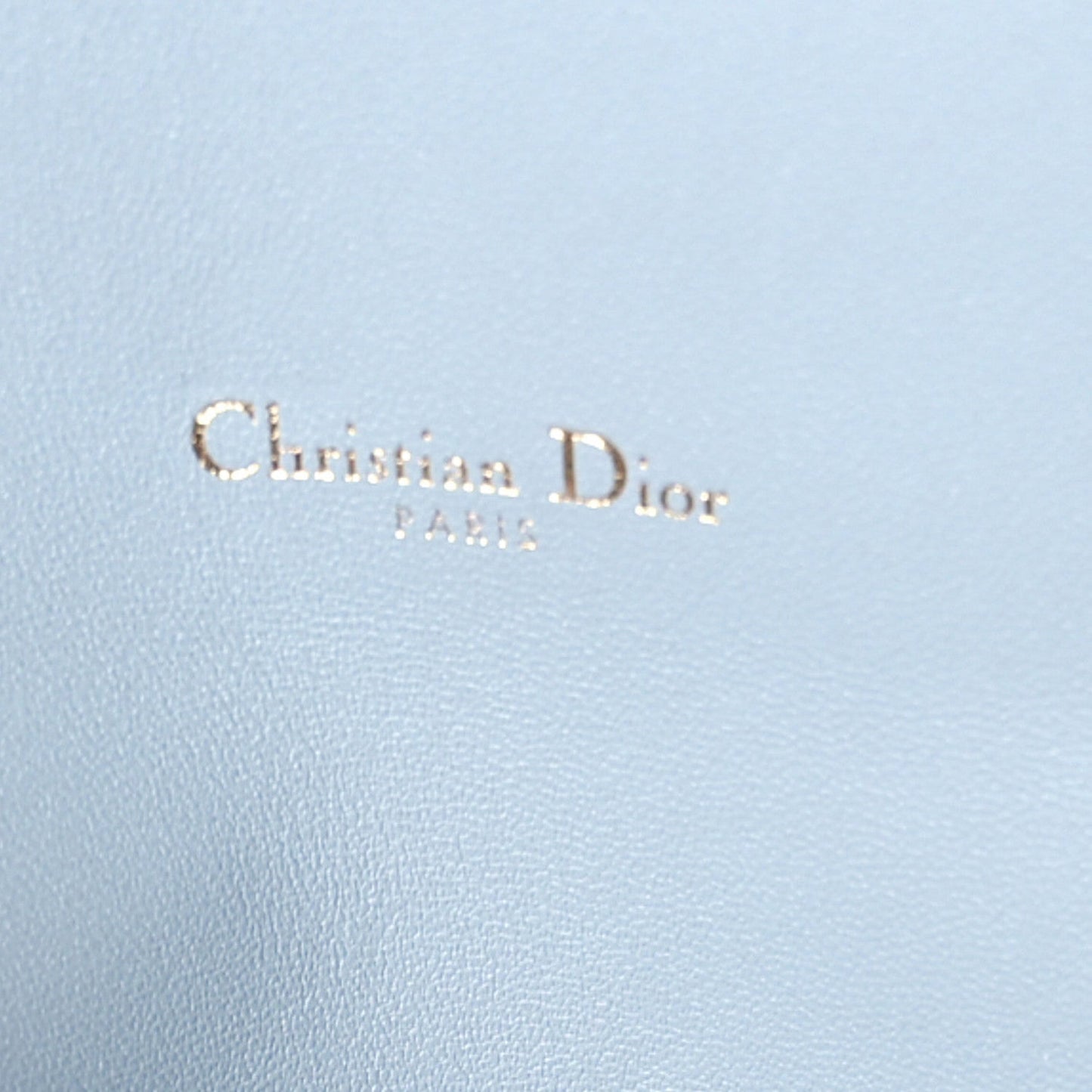 DIOR