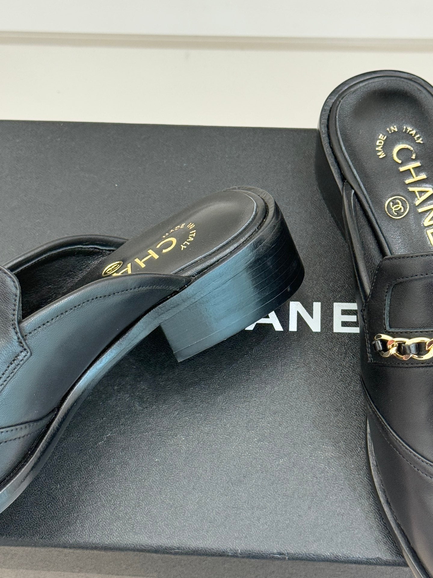 CHANEL