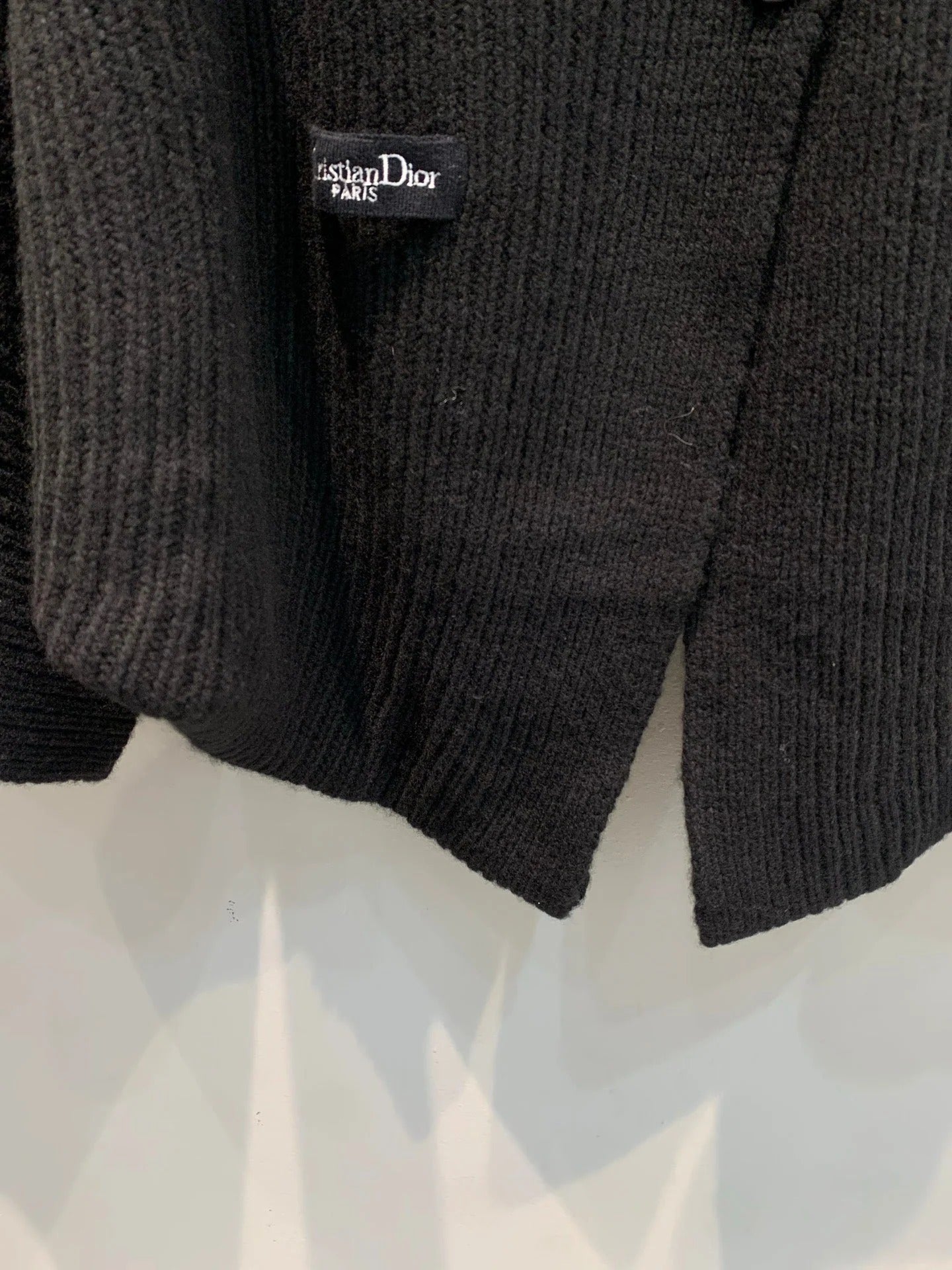 DIOR