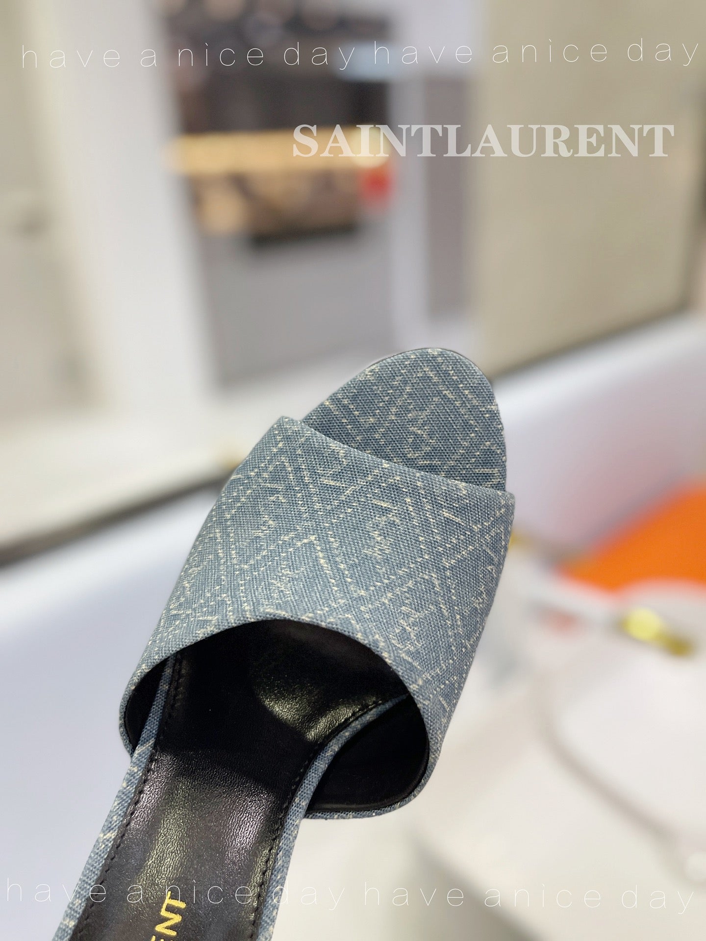 Saint Laurent