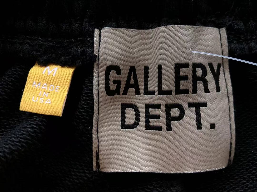 GALLERY DEPT SHORTS