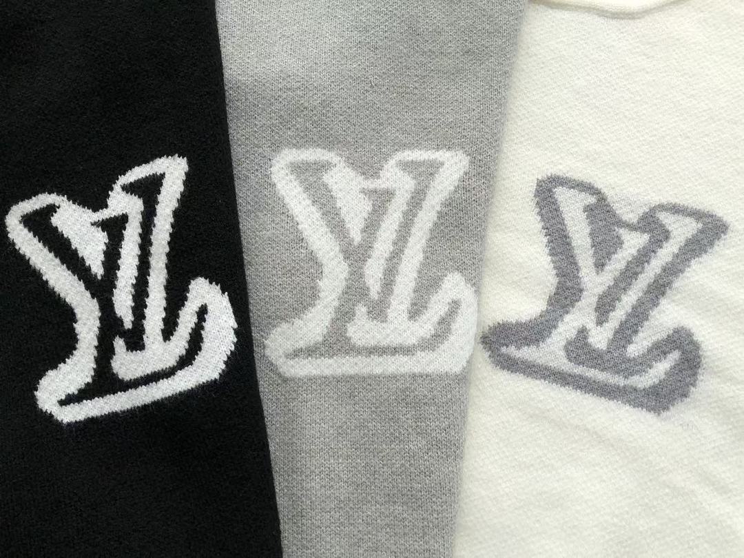 L🔥SWEATER