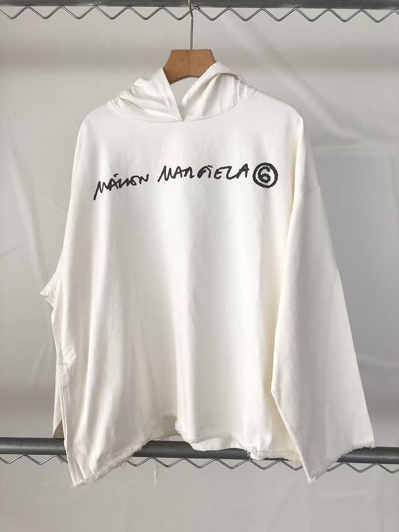 M🔥IS🔥N M🔥R🔥IE🔥A HOODIE