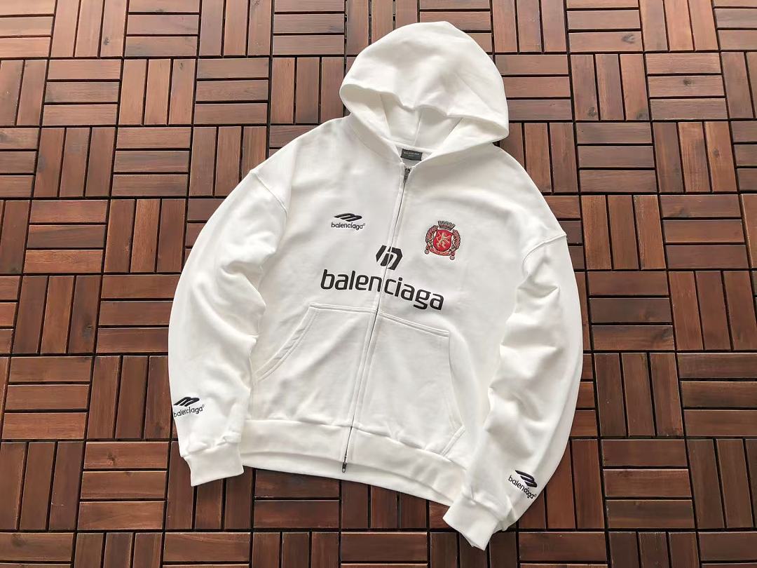 B🔥L🔥🔥🔥IA🔥A HOODIE