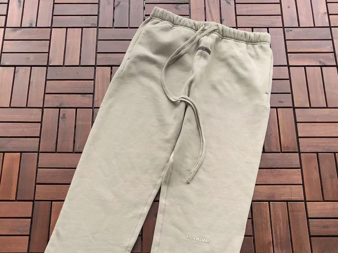 TOP ￥ 195 PANTS ￥ 169 FOG HOODIE TROUSERS FLEECE