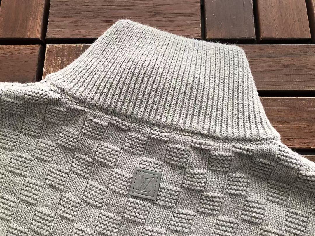 L🔥SWEATER