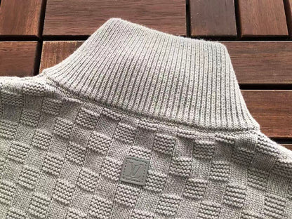 L🔥SWEATER