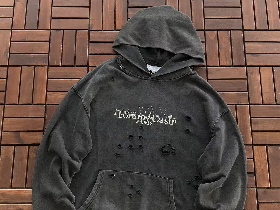 M🔥IS🔥N M🔥R🔥IE🔥A & TOMMY CASH HOODIE
