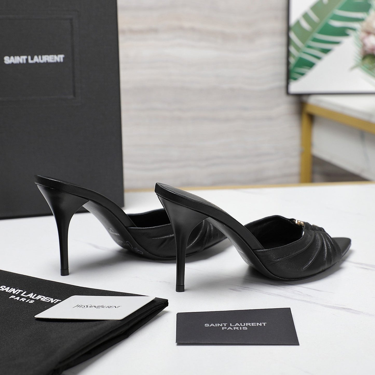 Saint Laurent