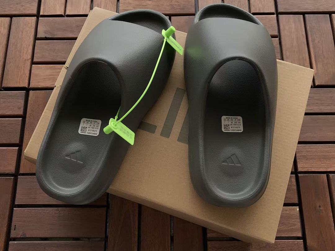 🔥DI🔥AS & Y🔥🔥ZY SLIPPERS