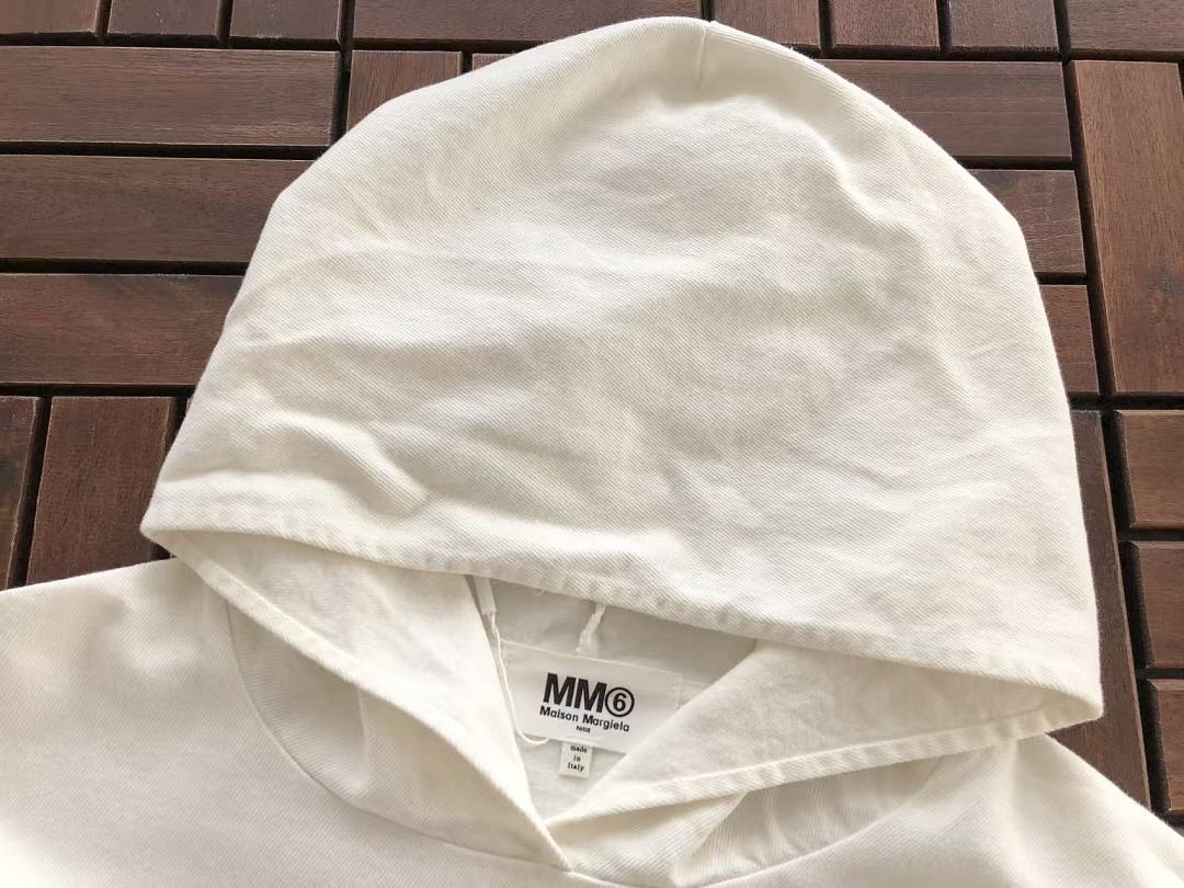 M🔥IS🔥N M🔥R🔥IE🔥A HOODIE