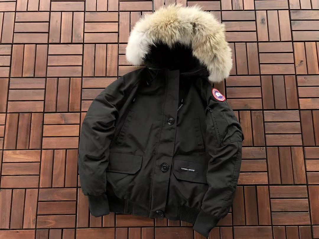 C🔥N🔥🔥A G🔥🔥🔥E DOWN JACKET