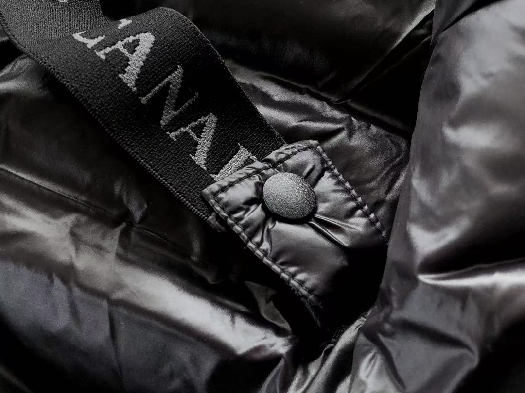 C🔥N🔥🔥A G🔥🔥🔥E DOWN JACKET