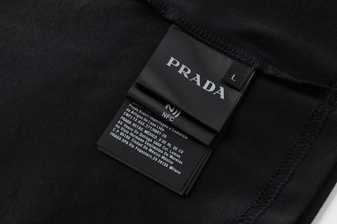 CAMISETA PRADA - 134