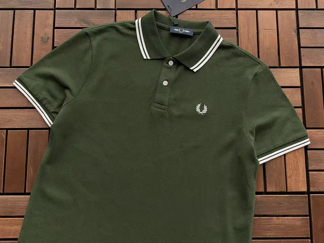 FRED PERRY T-SHIRT