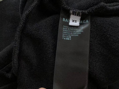 B🔥L🔥🔥🔥IA🔥A HOODIE