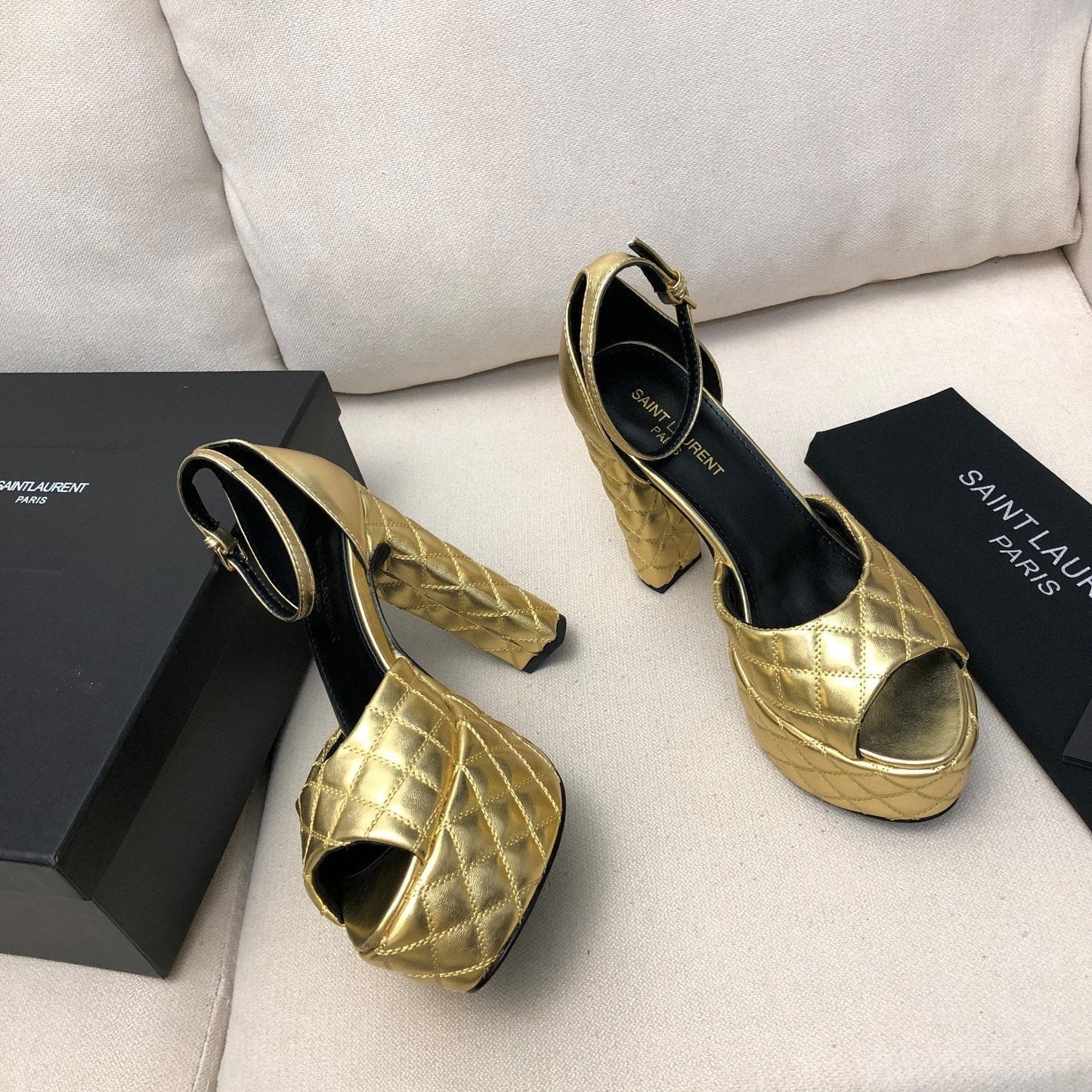 Saint Laurent
