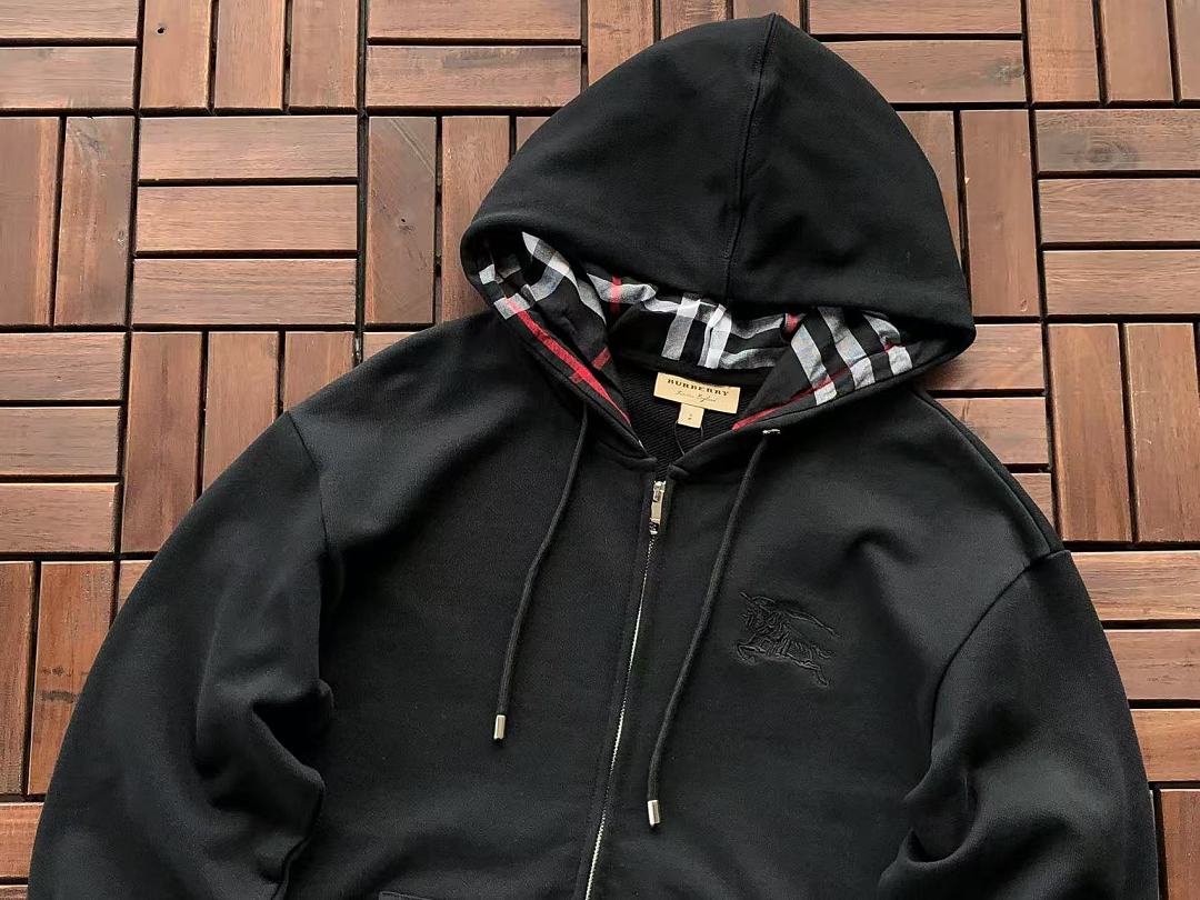 B🔥RB🔥RRY HOODIE