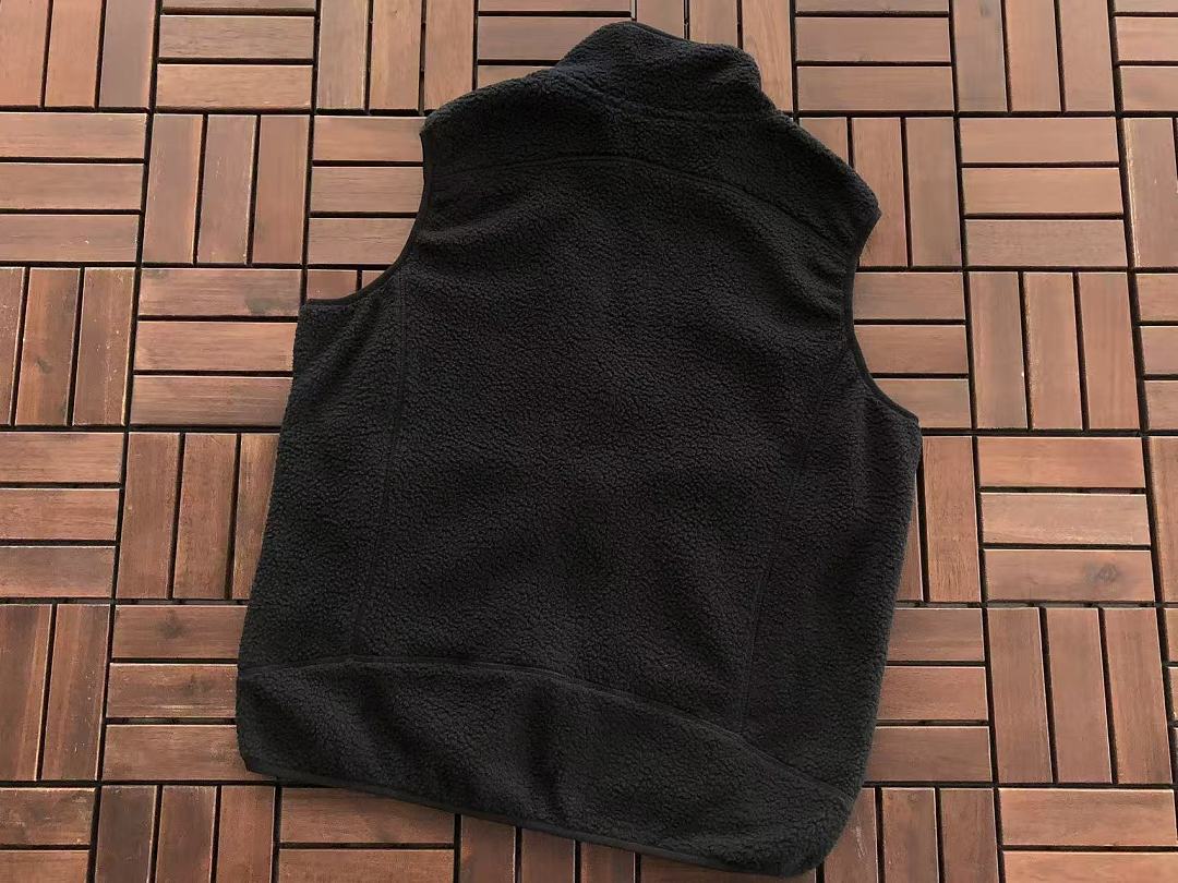 P🔥TAG🔥N🔥A VEST FLEECE