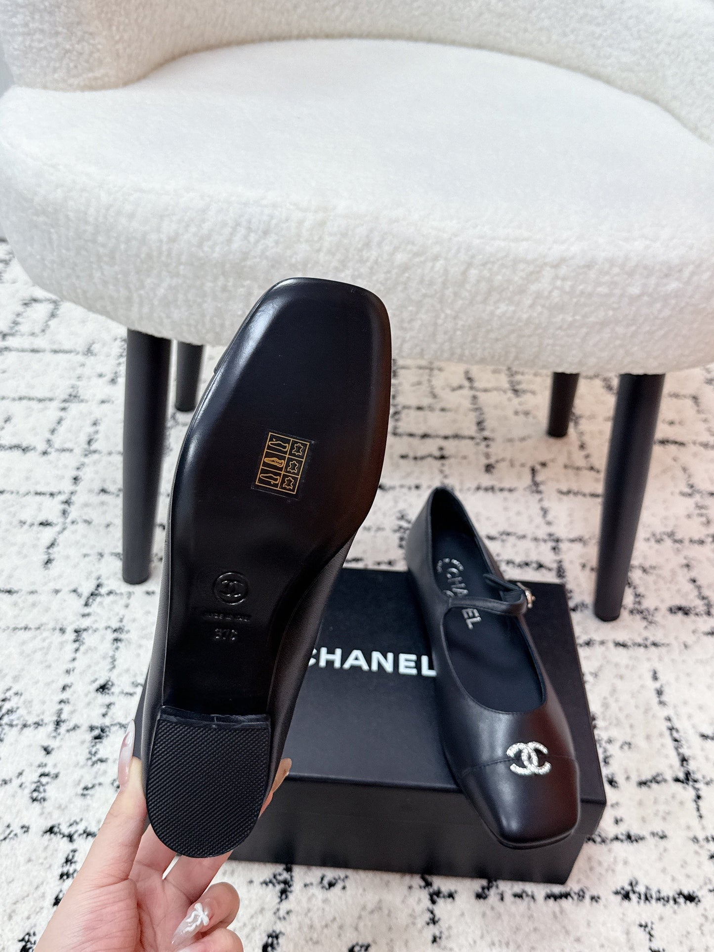 CHANEL