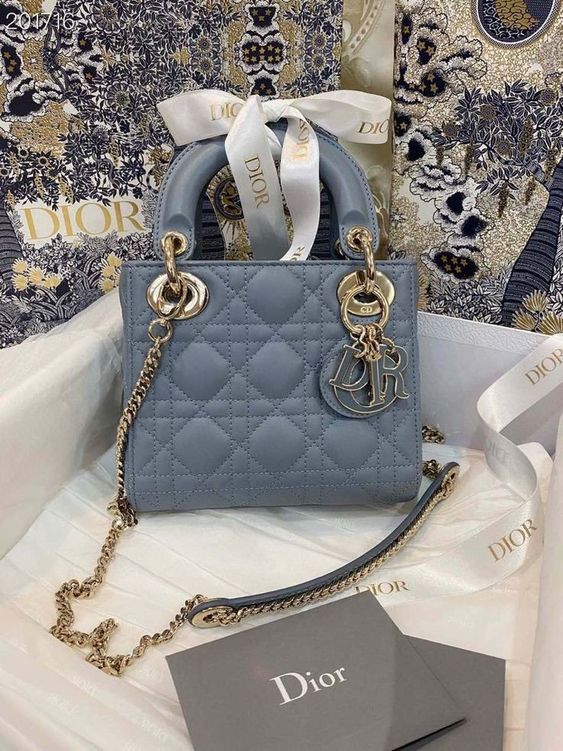 DIOR