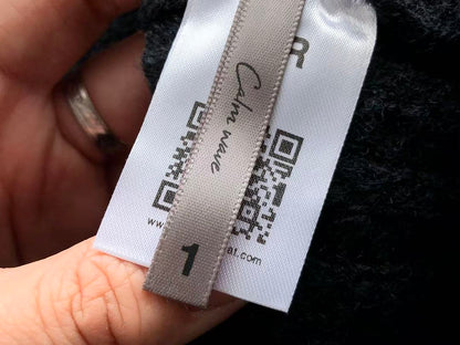 FAR SWEATER