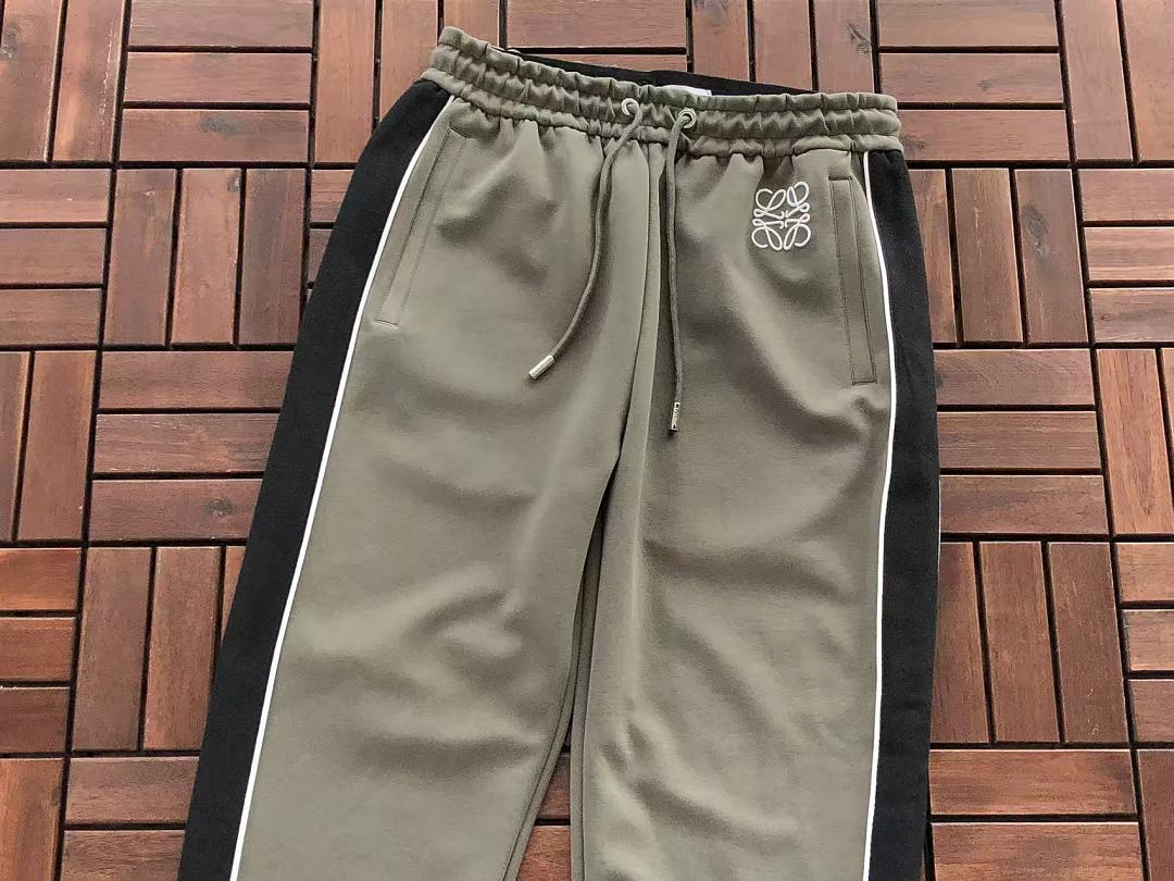 TOP ￥~288 PANTS ￥~229 L🔥E🔥🔥SWEATER TROUSERS