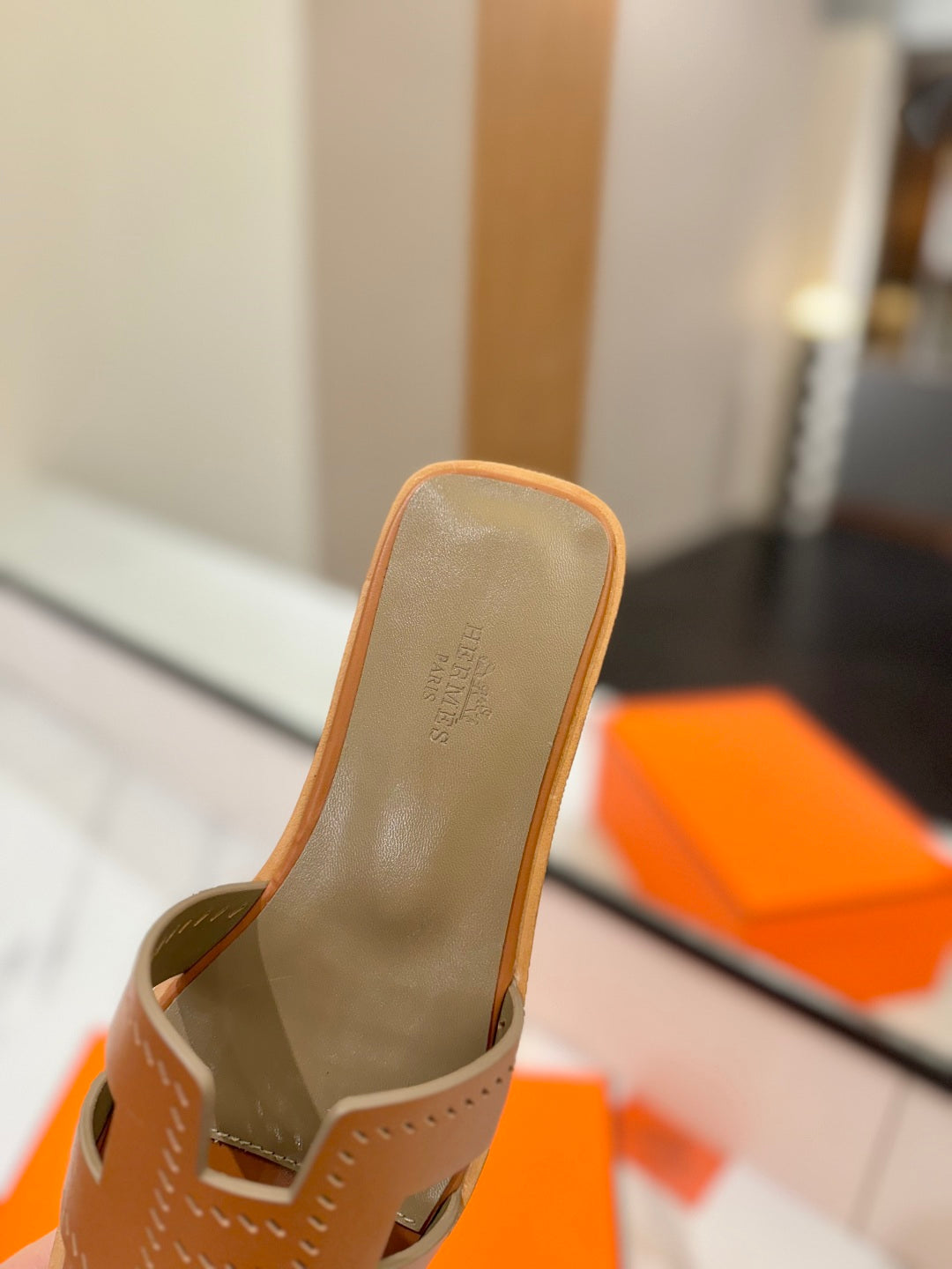 Hermès