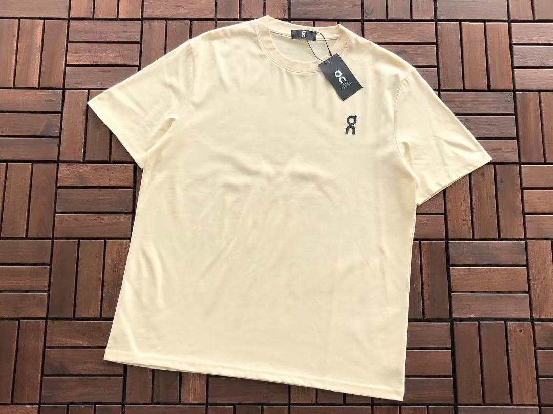 ON RU🔥🔥I🔥G T-SHIRT