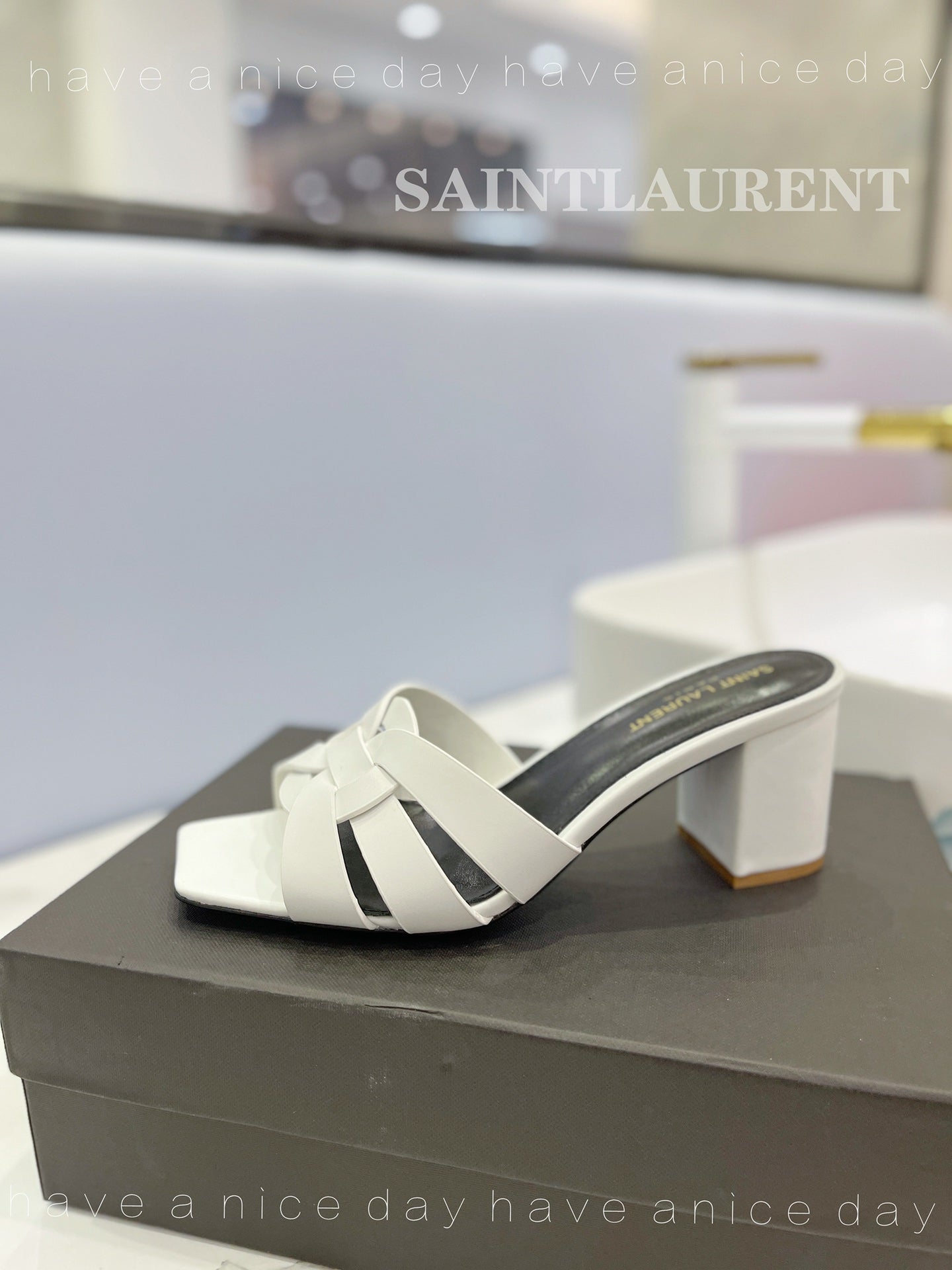 Saint Laurent