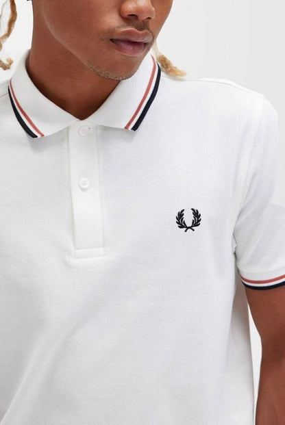 FRED PERRY T-SHIRT