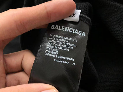 B🔥L🔥🔥🔥IA🔥A HOODIE