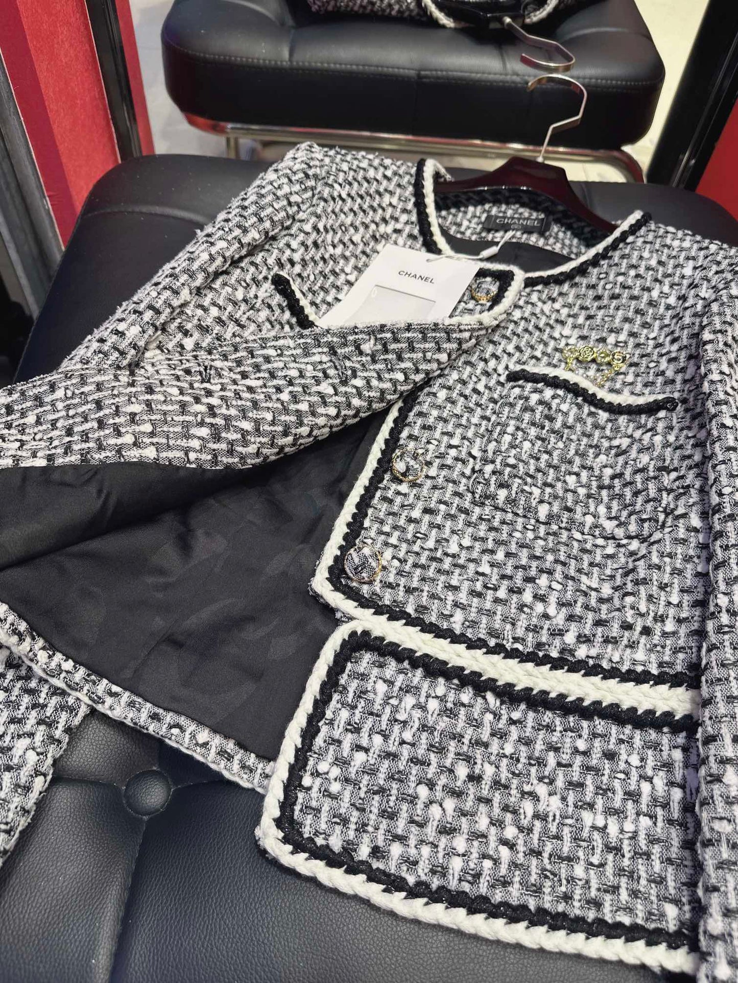 CHANEL