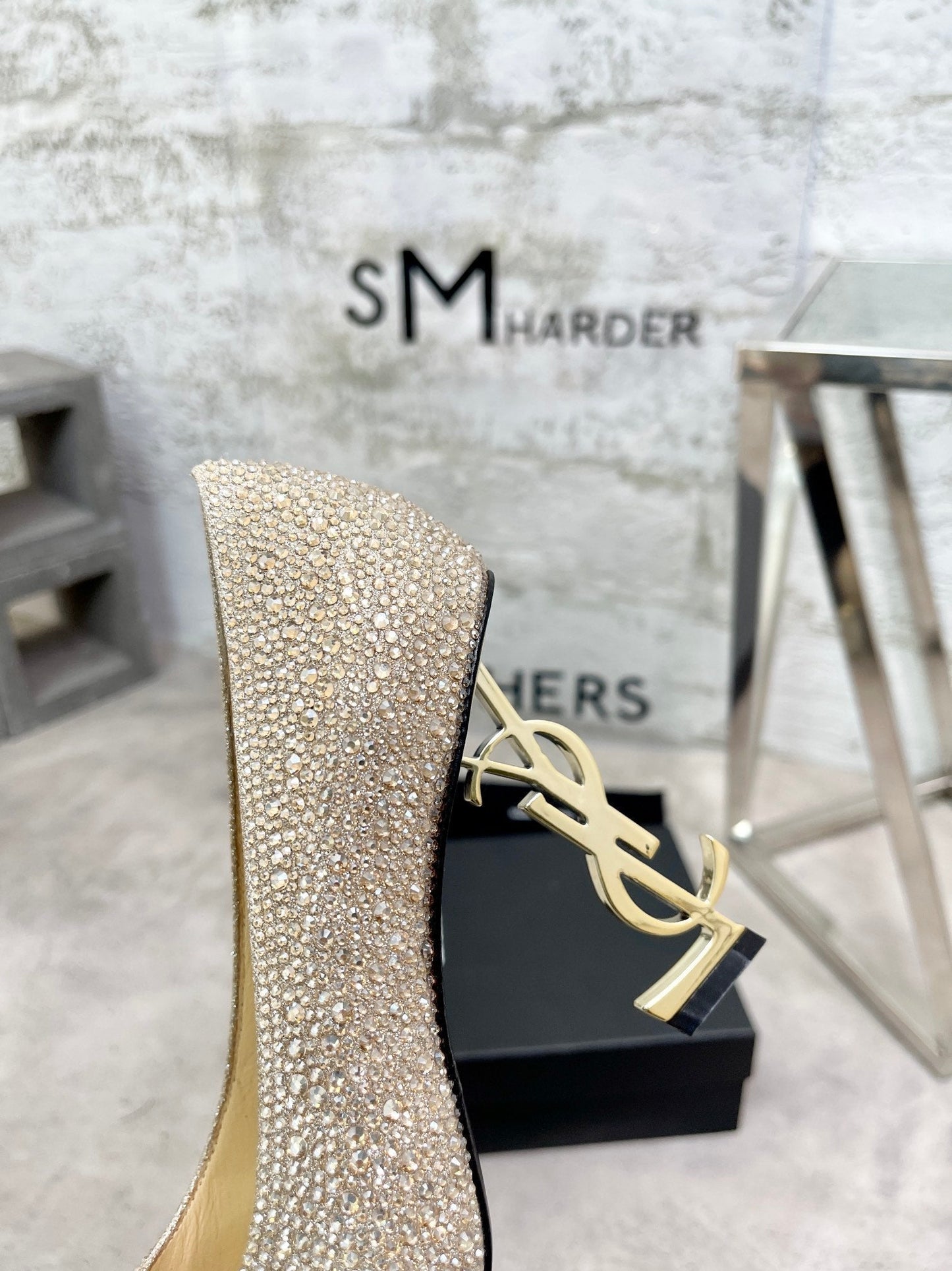 Saint Laurent