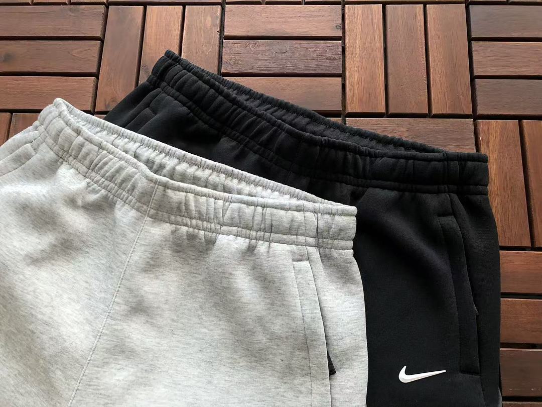 TOP￥~ 135 PANTS ￥~ 159 N🔥C🔥A & N🔥K🔥SWEATER TROUSERS