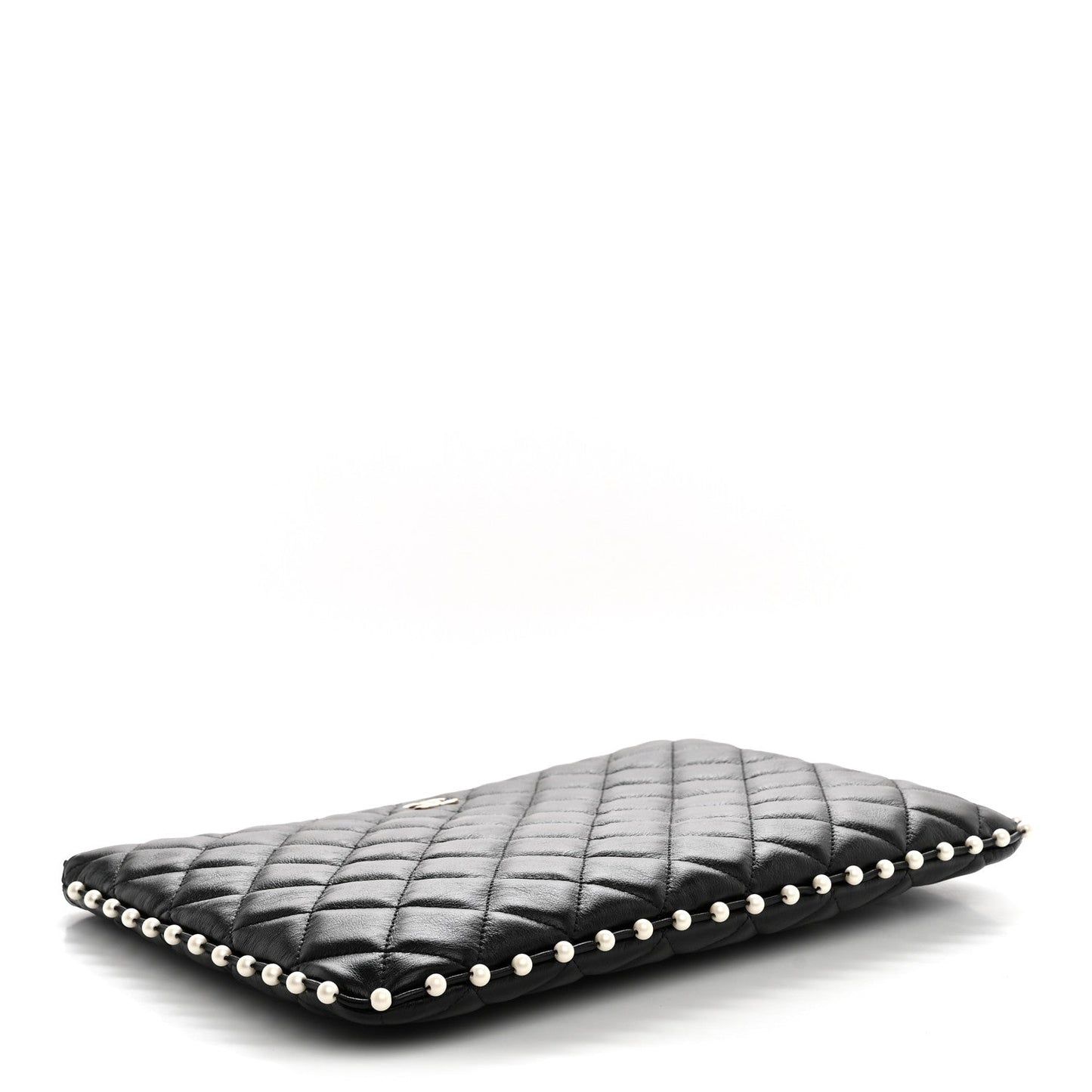 Calfskin Quilted Pearl Medium Cosmetic Case Black