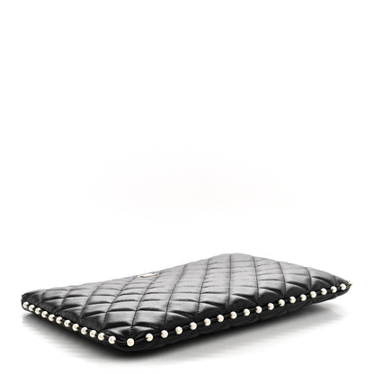 Calfskin Quilted Pearl Medium Cosmetic Case Black