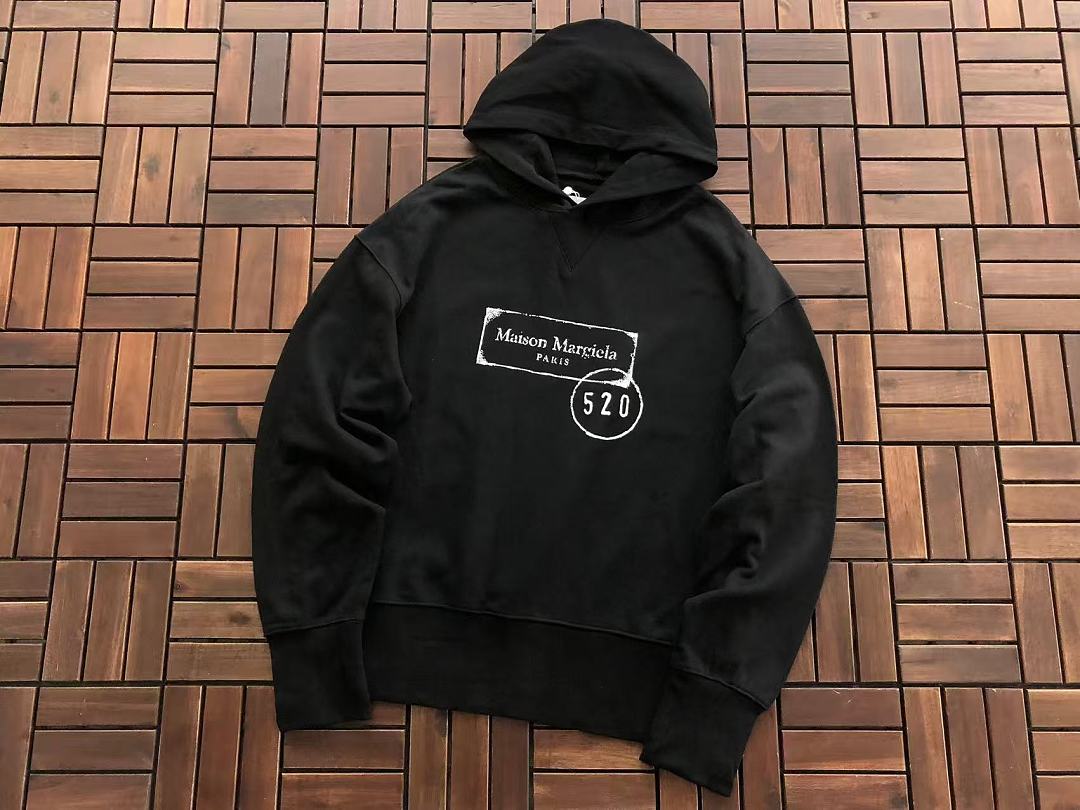 M🔥IS🔥N M🔥R🔥IE🔥A HOODIE