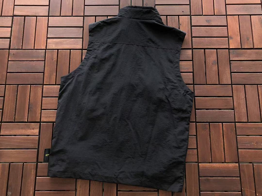 ST🔥🔥E VEST