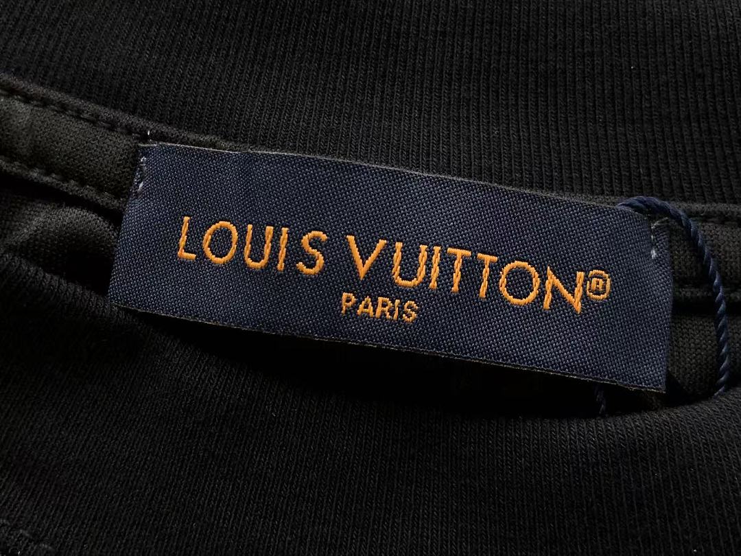 L🔥T-SHIRT