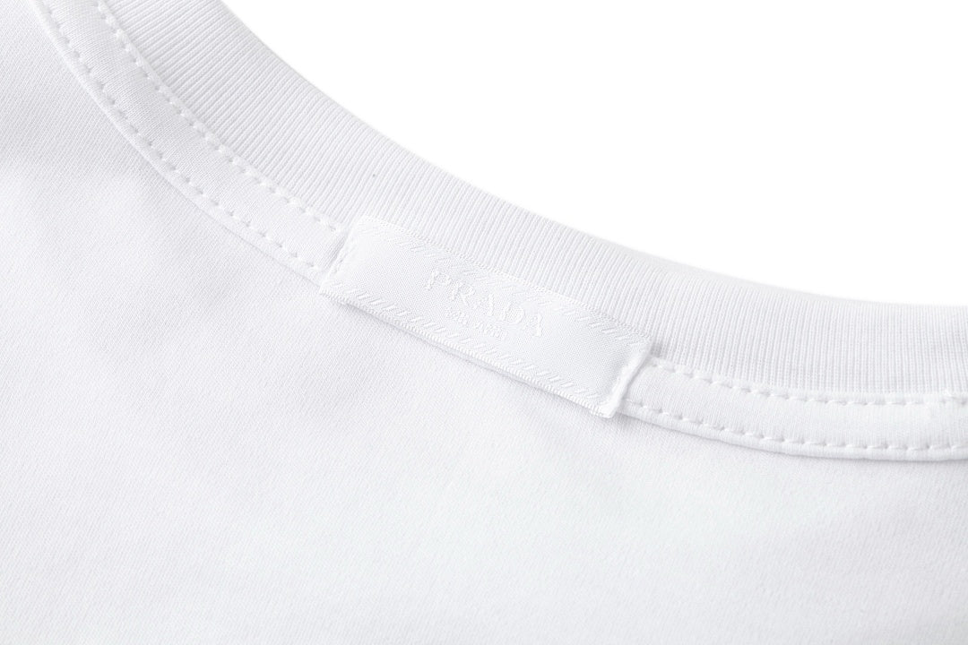 CAMISETA PRADA - 535