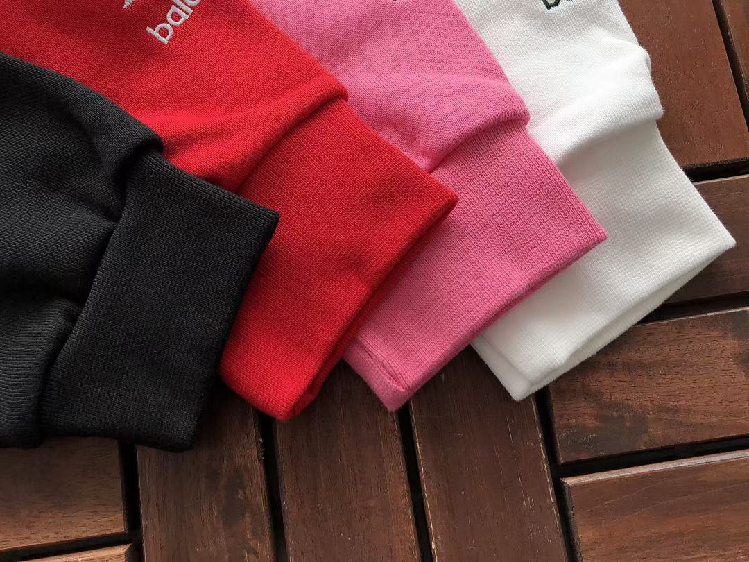 B🔥L🔥🔥🔥IA🔥A HOODIE