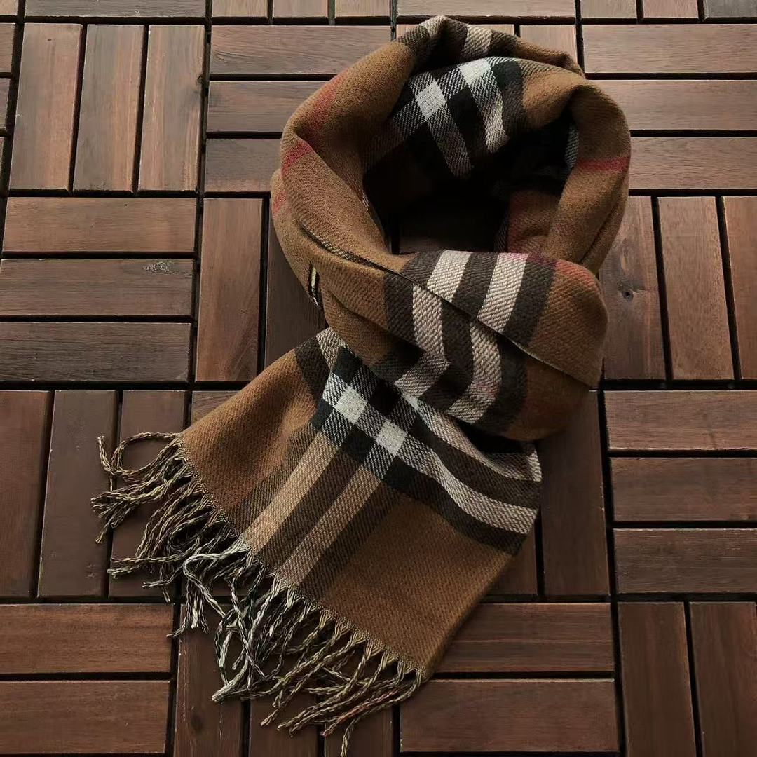 B🔥RB🔥RRY SCARF
