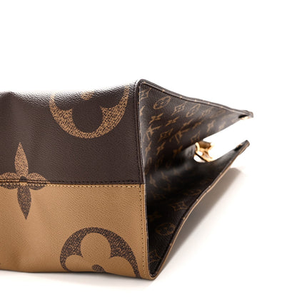 Reverse Monogram Giant Onthego Voyage